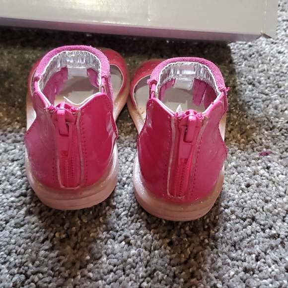 Sandals - Picture 4 of 7